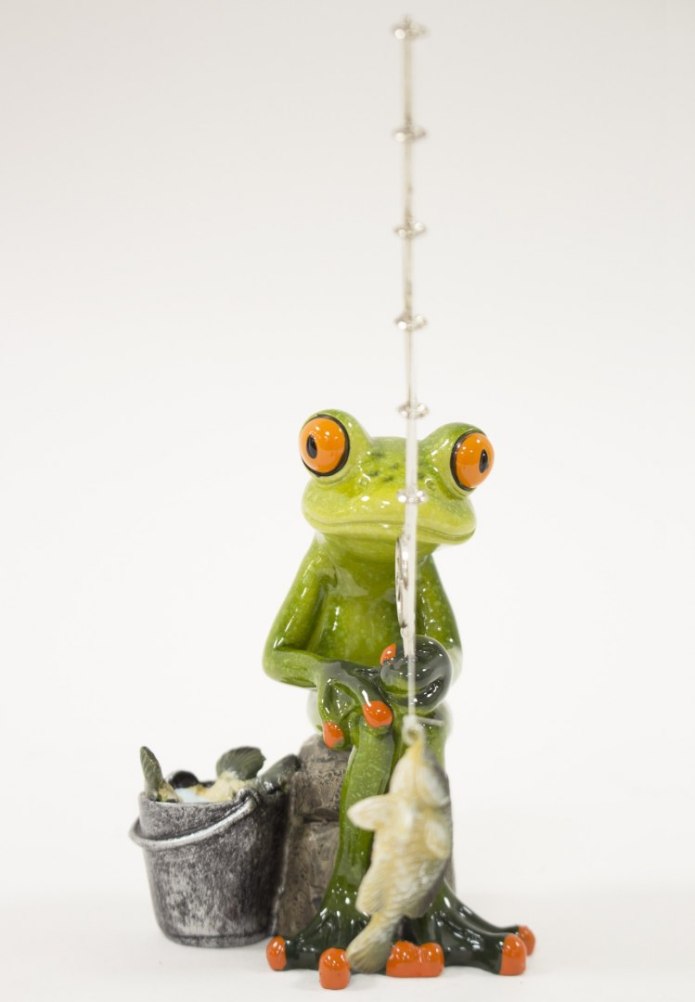 Figurka Żaba z Wędką na Rybach 18x12x7